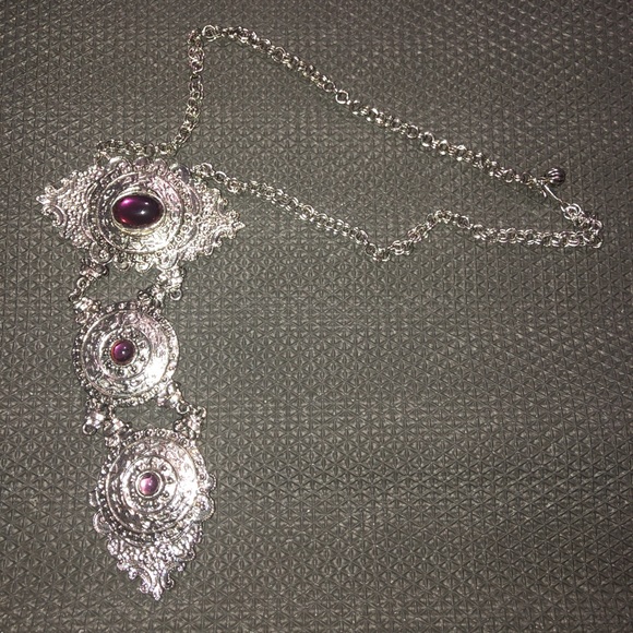 costume jewelry necklace - Picture 1 of 7